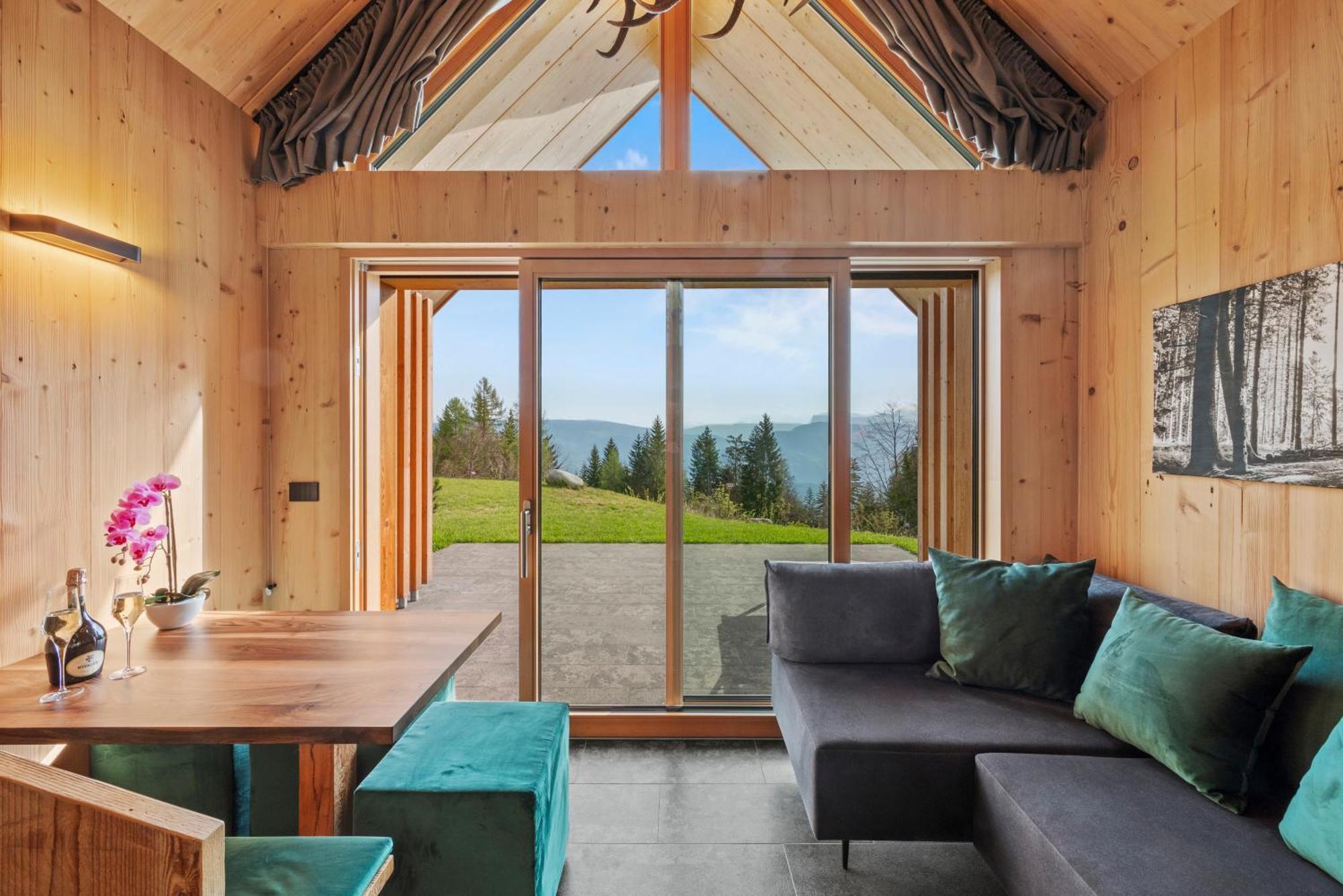 New Opening "Sissi Chalets" - Unique Luxury Hideaway With Mountain View & Sauna Mendola Dış mekan fotoğraf