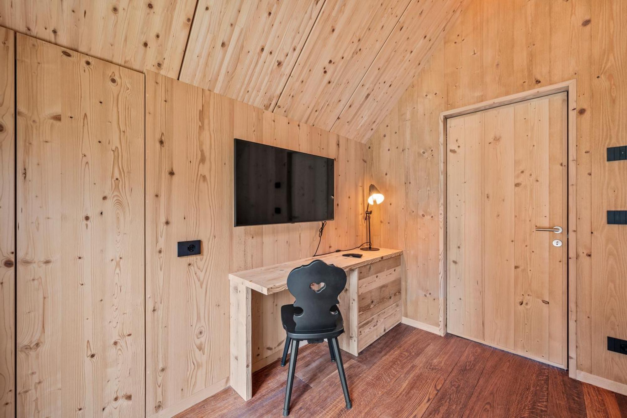 New Opening "Sissi Chalets" - Unique Luxury Hideaway With Mountain View & Sauna Mendola Dış mekan fotoğraf